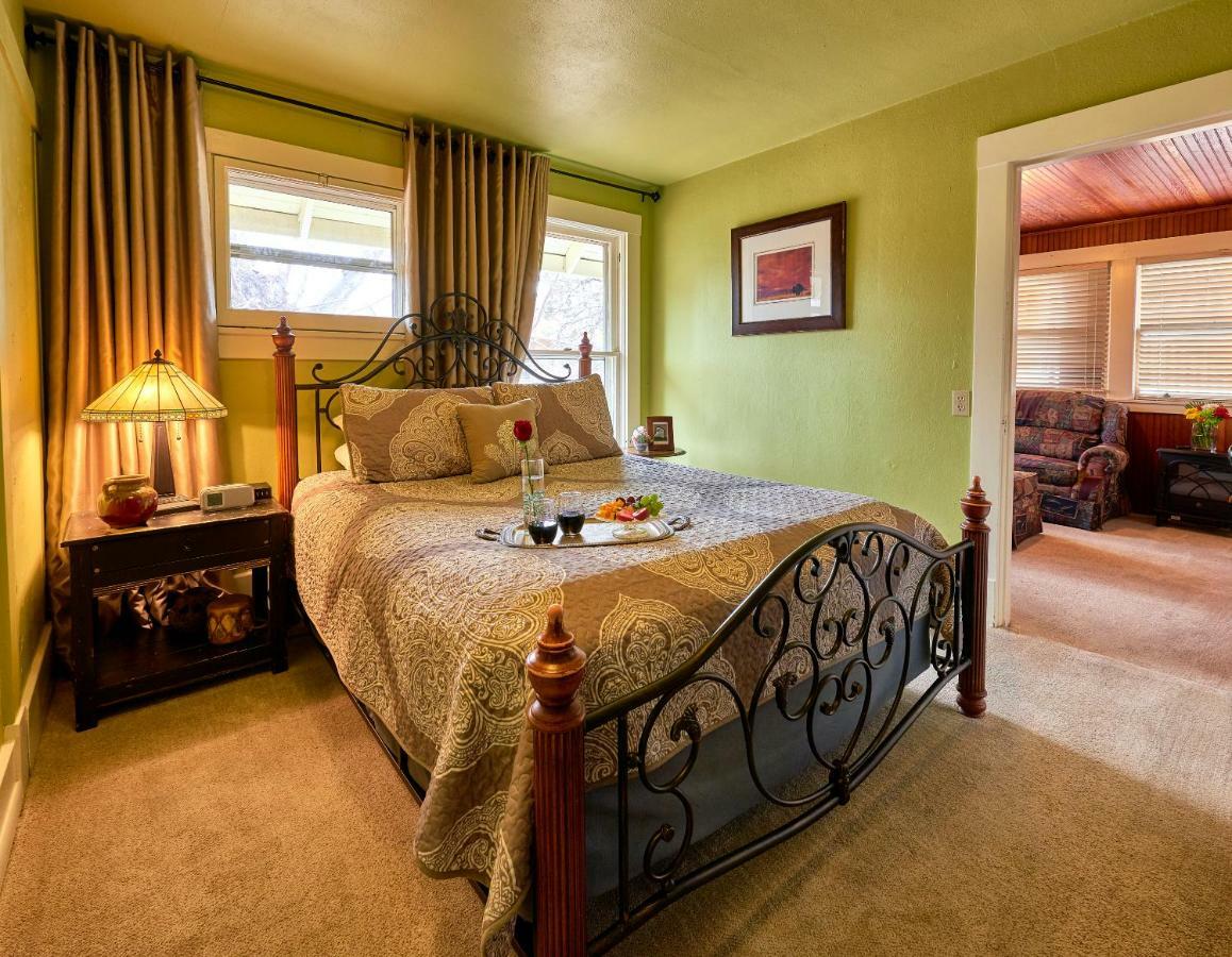 Avenue Hotel Bed And Breakfast Manitou Springs Exterior foto